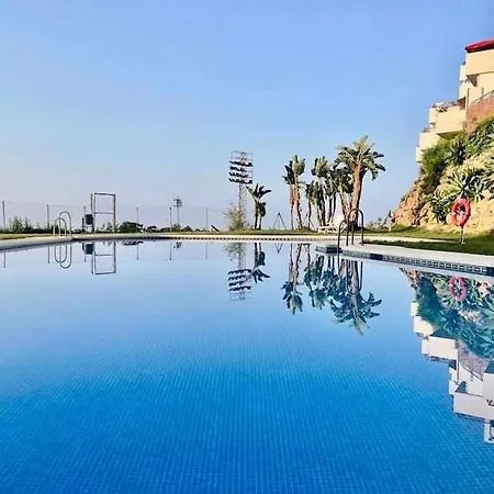 Atico Con Vistas Al Mar Y En Nerja Apartment Exterior photo